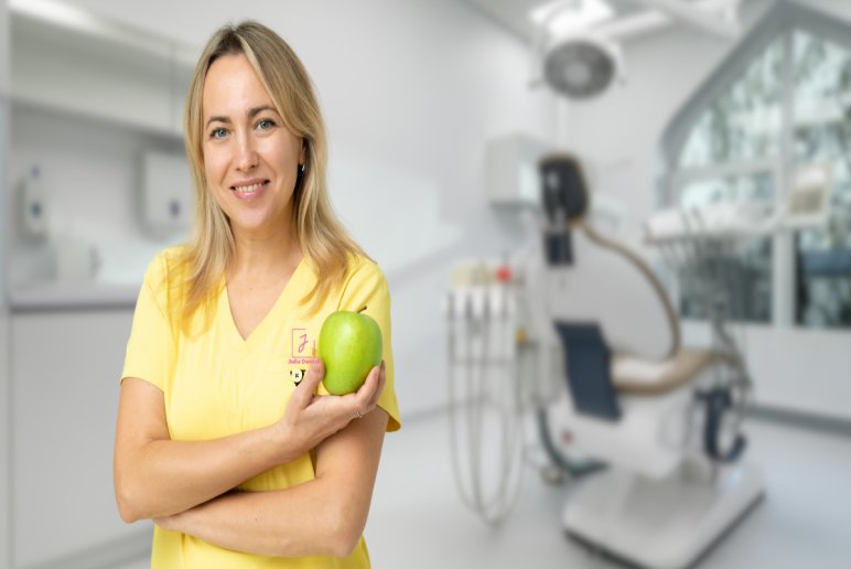 Julia Dental