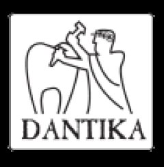 Dantika, odontologijos klinika logo