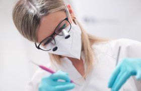 Dantų specialistai, odontologijos klinika - odontologijos klinika Vilnius