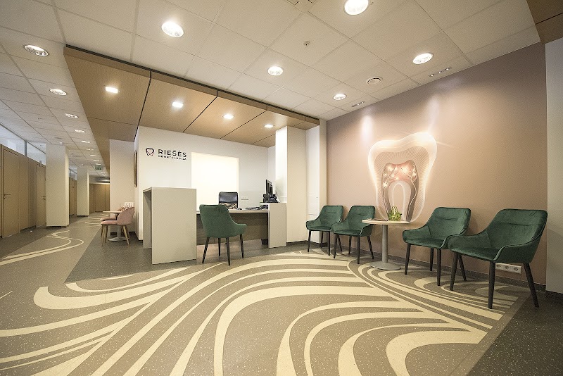 Riešės odontologija Idėjų fakultetas - odontologijos klinika Vilniaus r.
