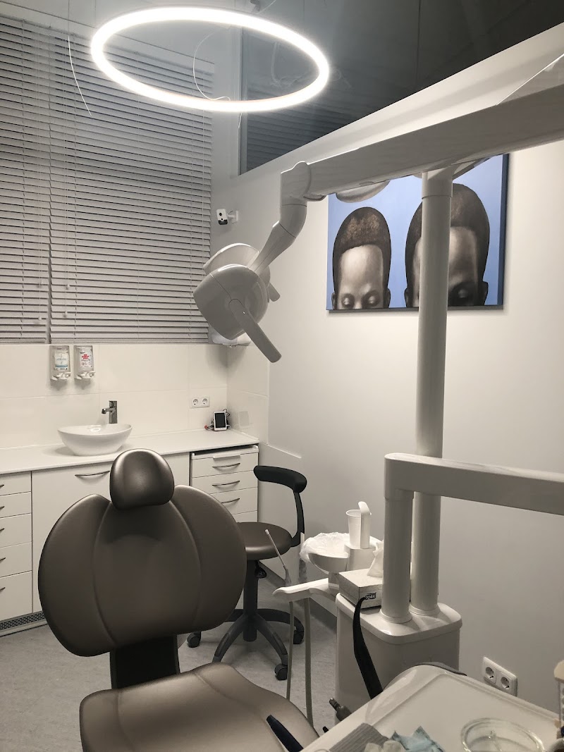 Profident, odontologijos klinika - odontologijos klinika Utena