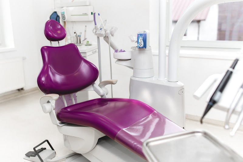 Kazakevičiaus implantologijos centras - odontologijos klinika Marijampolė