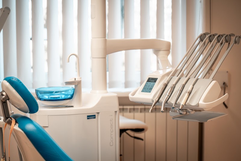 Dentaura, odontologijos klinika - odontologijos klinika Kaunas