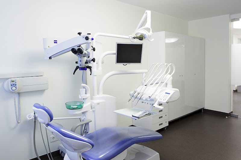 Dantenė, odontologijos klinika Jasanta - odontologijos klinika Kaunas