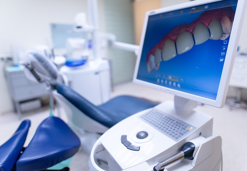 Pro-implant, tarptautinė odontologijos klinika - odontologijos klinika Kaunas