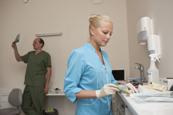 Odontologas tau, E. Adomaitytės įmonė - odontologijos klinika Kaunas